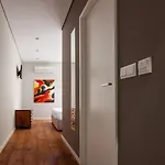 B The Guest Downtown Hotell