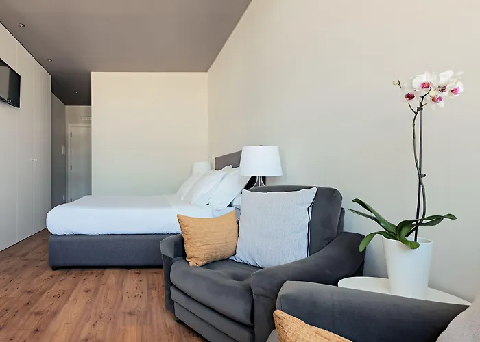 Otel B The Guest Downtown