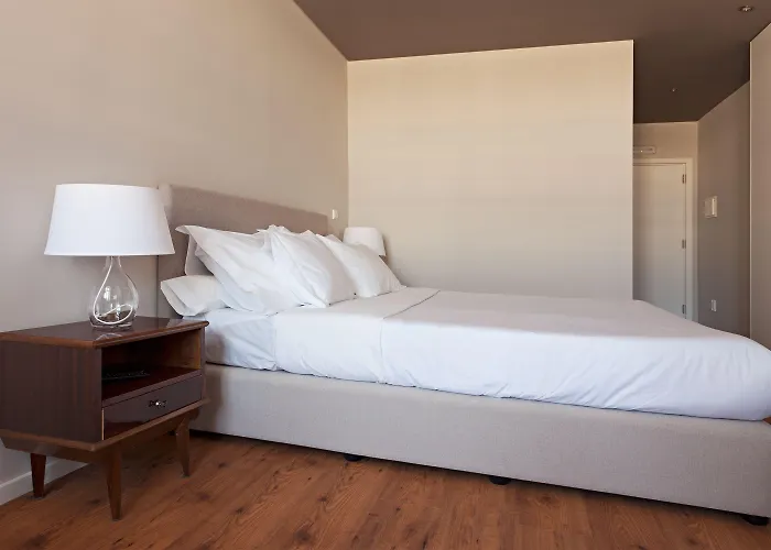 Otel B The Guest Downtown