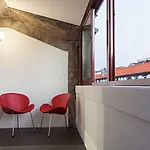 B The Guest Downtown Отель 3*