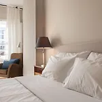 Отель B The Guest Downtown