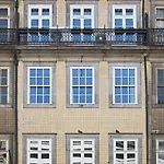 Отель B The Guest Downtown Порту