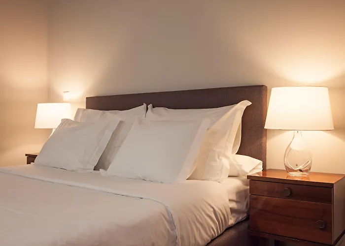 B The Guest Downtown Hotell