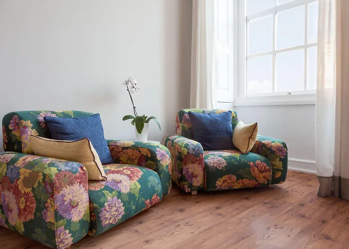 B ザ ゲスト ダウンタウン ホテル 3*