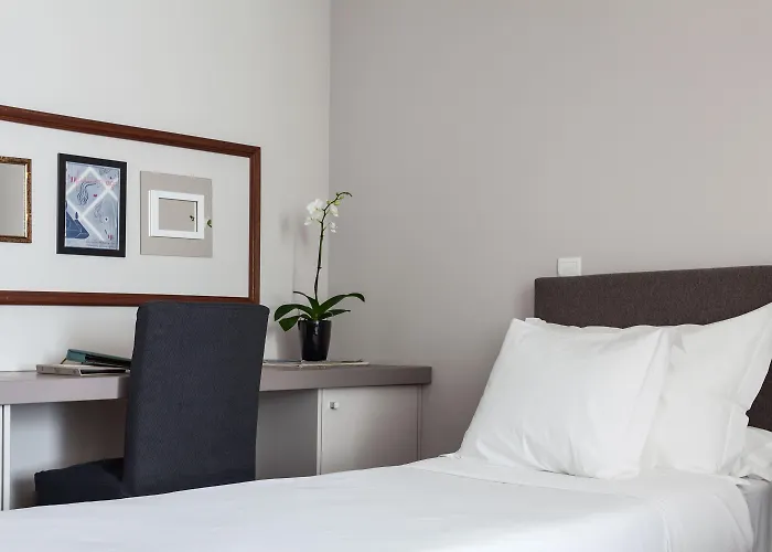 Hotel B The Guest Downtown Porto