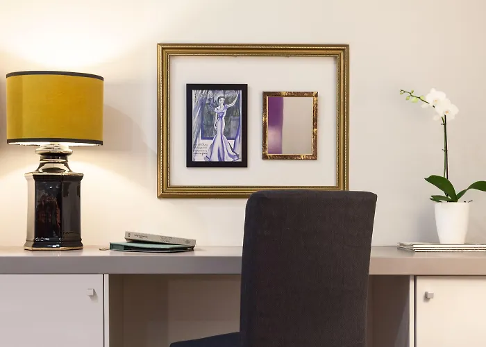 B The Guest Downtown Hotell