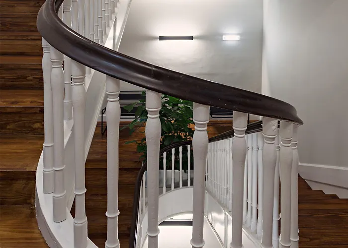 B ザ ゲスト ダウンタウン 3*