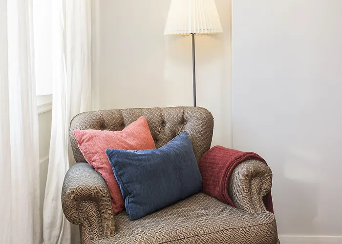 B The Guest Downtown Hotel 3*