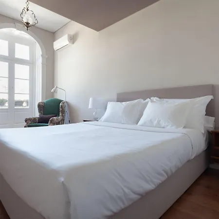 B闹市区客人酒店 波尔图