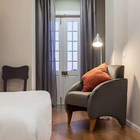 B闹市区客人酒店 酒店 3*