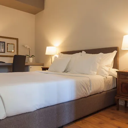 B闹市区客人酒店 3* 波尔图