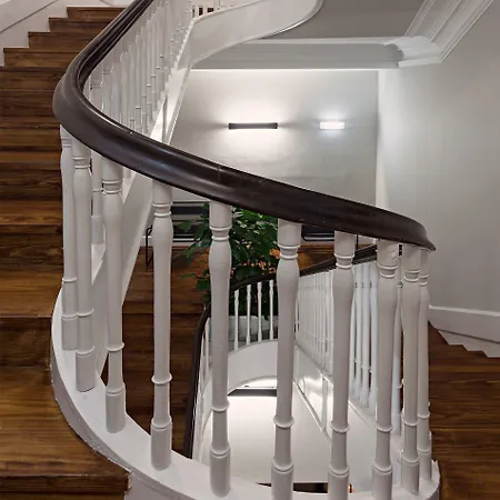 B闹市区客人酒店 3*