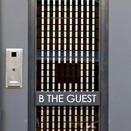 B闹市区客人酒店