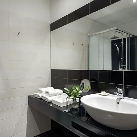 B闹市区客人酒店 波尔图