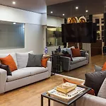 B The Guest Downtown Hotell